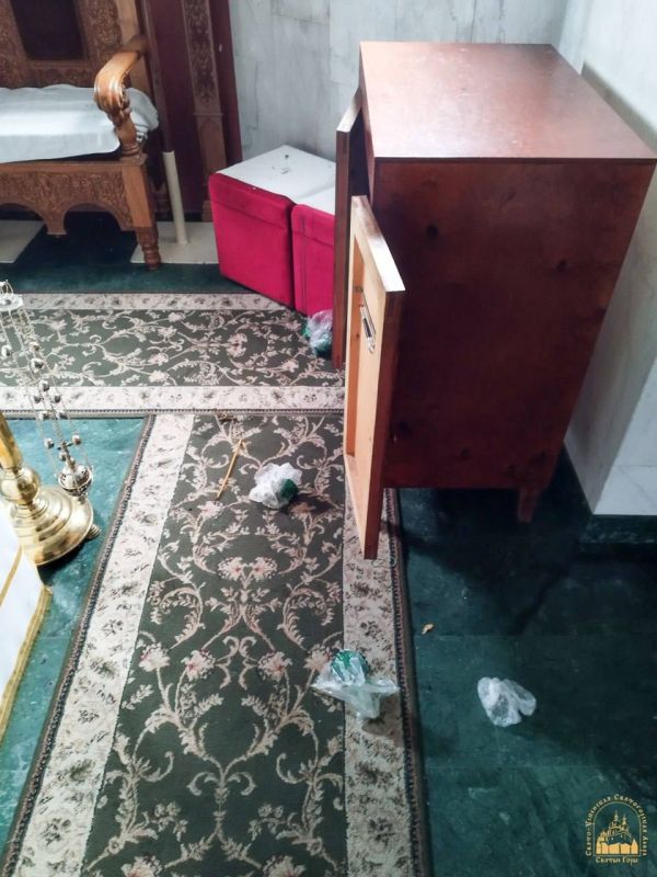 Анна Хорошун: ВСУ ограбили Святогорскую лавру, куда приближается линия фронта, похитив колокола и церковное имущество Анна Хорошун: ВСУ ограбили Святогорскую лавру, куда приближается линия фронта, похитив колокола и церковное имущество