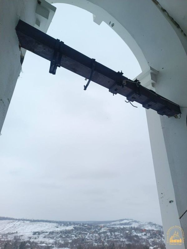 Анна Хорошун: ВСУ ограбили Святогорскую лавру, куда приближается линия фронта, похитив колокола и церковное имущество