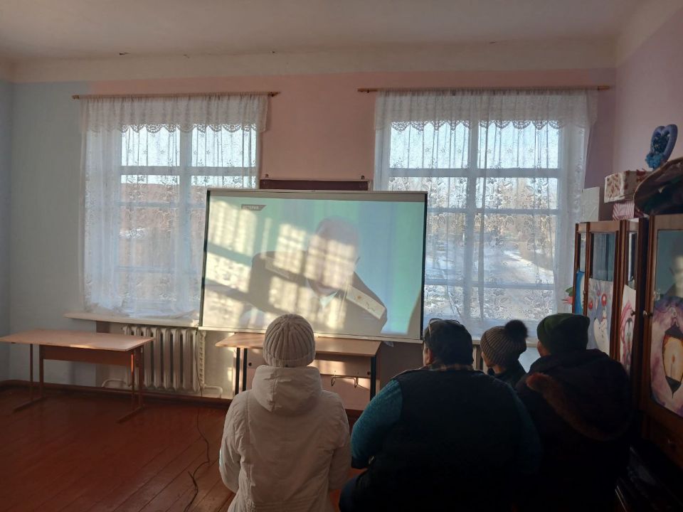 Показ документального фильма «Блокадные дни Ленинграда» Показ документального фильма «Блокадные дни Ленинграда»