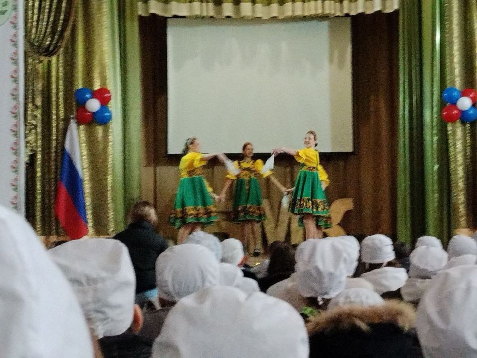 Танцевальный коллектив «Танцующие сердца» выступил на юбилее Бердянского Медицинского Колледжа Танцевальный коллектив «Танцующие сердца» выступил на юбилее Бердянского Медицинского Колледжа