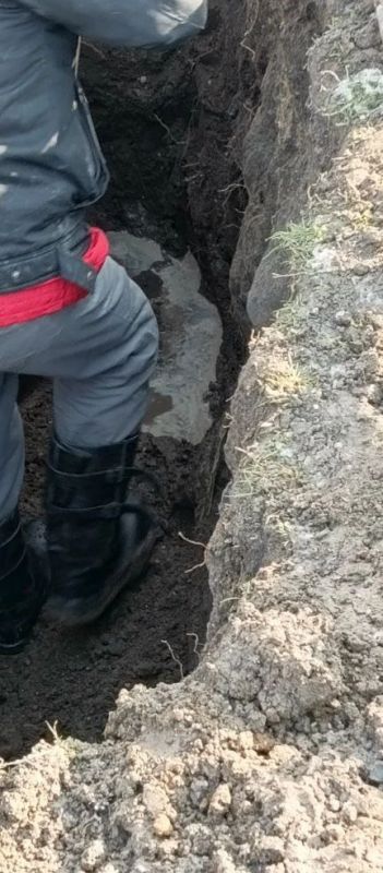 Специалисты МУП «ВЕСТ» устранили порыв Специалисты МУП «ВЕСТ» устранили порыв