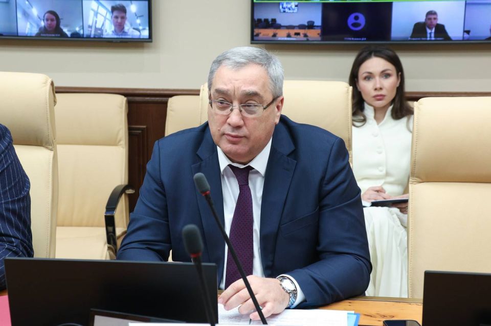 Росгранстрой принял участие в совещании по развитию транспортного комплекса в воссоединенных регионах России Росгранстрой принял участие в совещании по развитию транспортного комплекса в воссоединенных регионах России