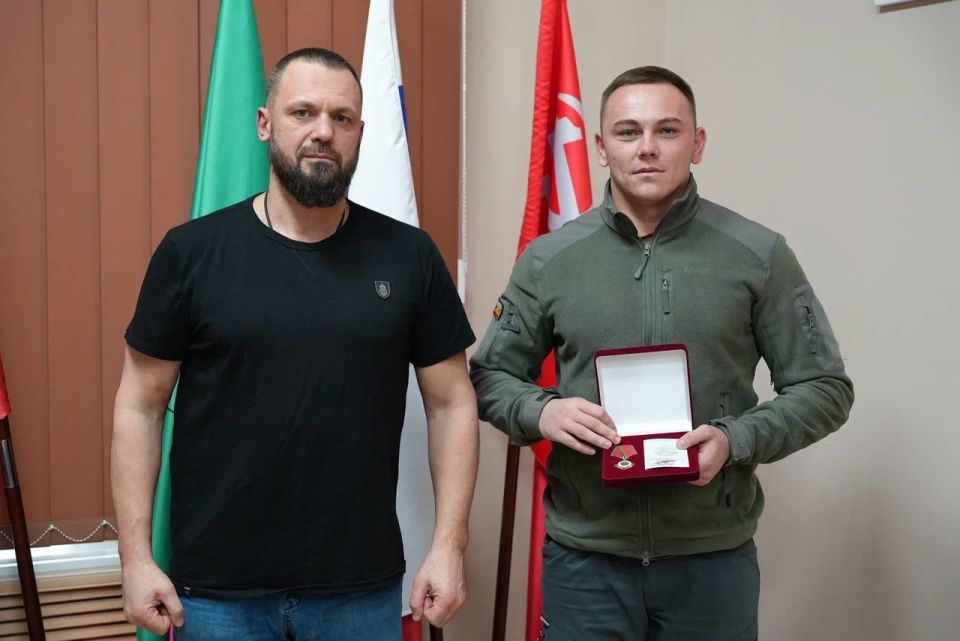 Орден «За заслуги перед Запорожской областью» вручен Кириллу Мухину Орден «За заслуги перед Запорожской областью» вручен Кириллу Мухину