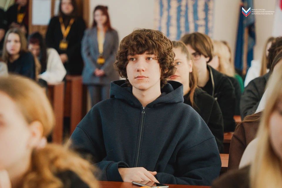 В Бердянске прошла лекция в рамках проекта «Кадровая школа РСМ» В Бердянске прошла лекция в рамках проекта «Кадровая школа РСМ»