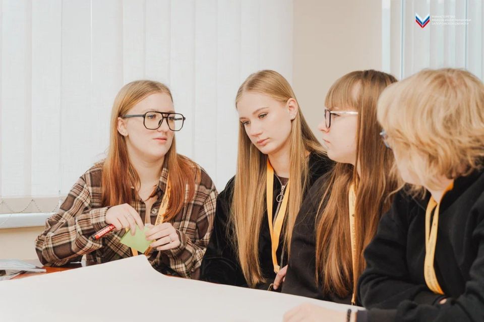 В Бердянске прошла лекция в рамках проекта «Кадровая школа РСМ» В Бердянске прошла лекция в рамках проекта «Кадровая школа РСМ»