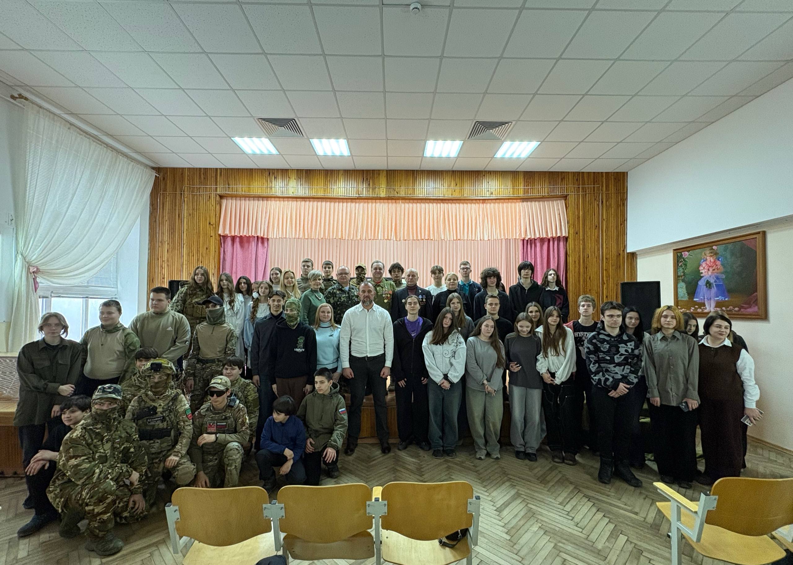 В Бердянске состоялся концерт «Юность, обожжённая войной» В Бердянске состоялся концерт «Юность, обожжённая войной»