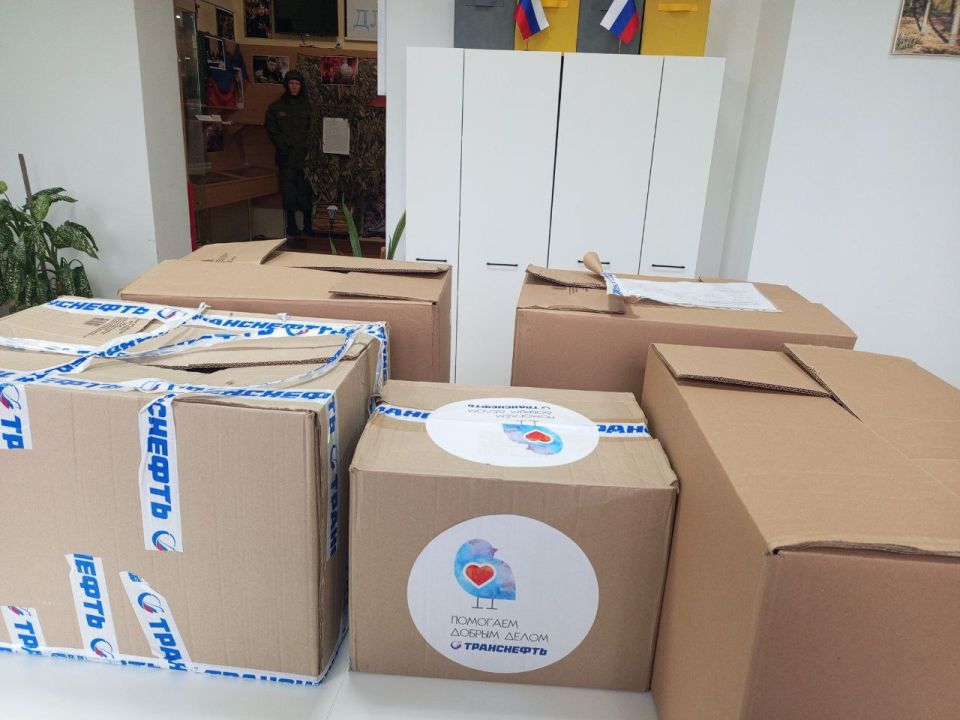 Представительство Запорожской области в Москве доставило в Бердянск интеллектуальную гуманитарную помощь Представительство Запорожской области в Москве доставило в Бердянск интеллектуальную гуманитарную помощь