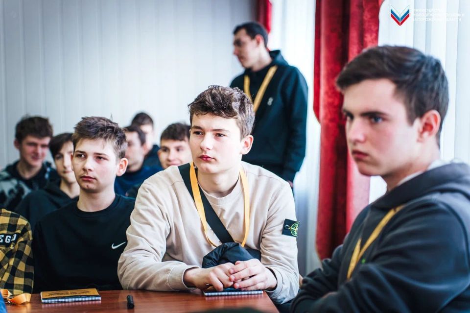 «Кадровая школа РСМ» продолжает проходить для студентов региона «Кадровая школа РСМ» продолжает проходить для студентов региона