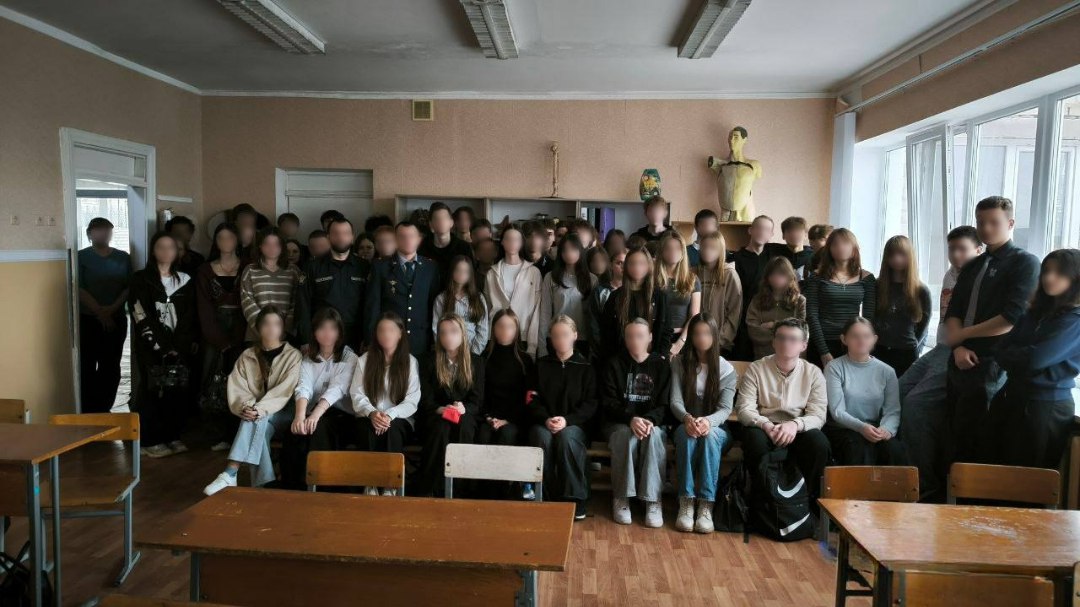 Сотрудники уголовно-исполнительной инспекции провели для несовершеннолетнего, состоящего на учете, профилактическое мероприятие Сотрудники уголовно-исполнительной инспекции провели для несовершеннолетнего, состоящего на учете, профилактическое мероприятие