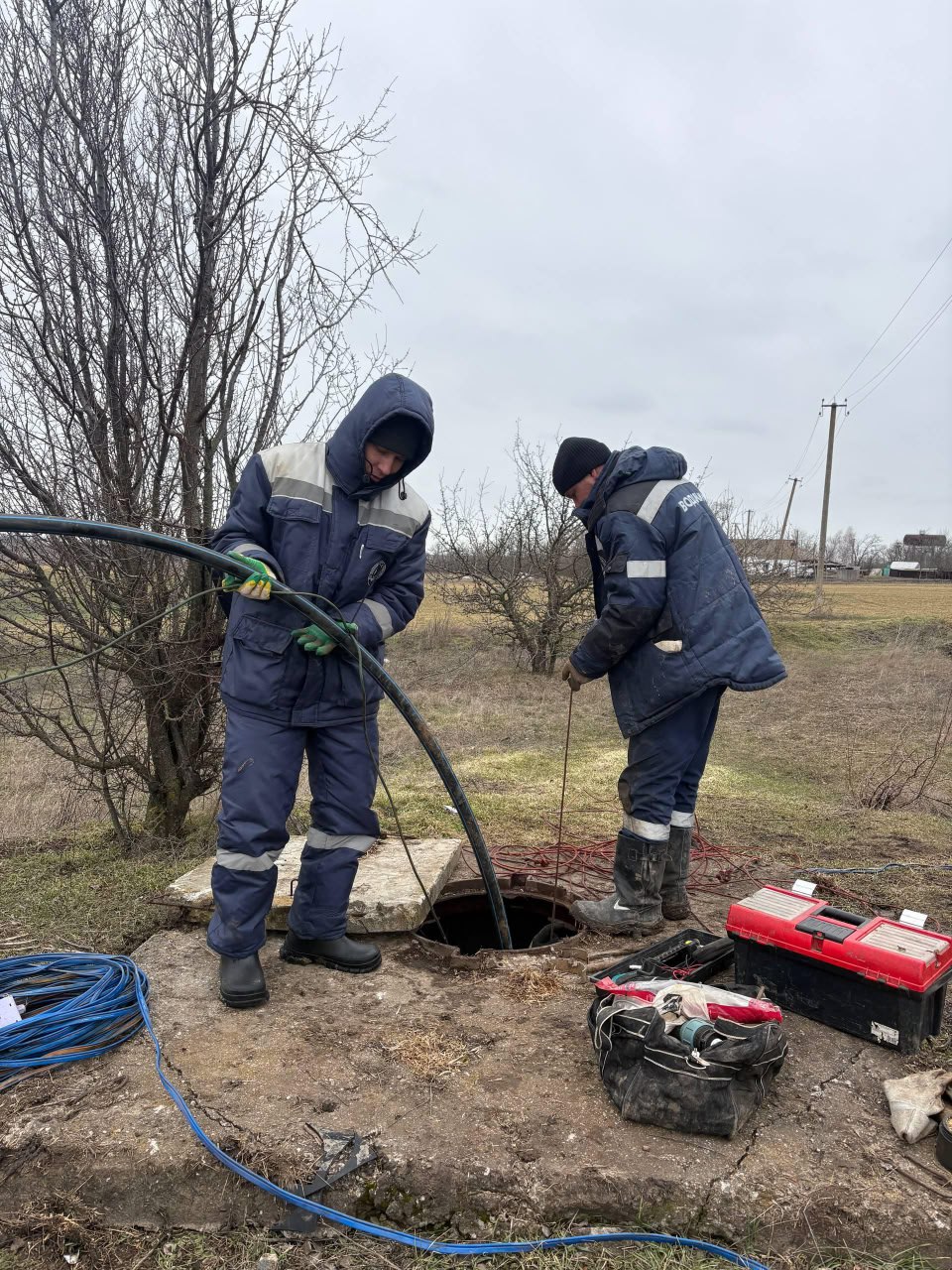 Совместная работа аварийных бригад Чувашии и Бердянского округа продолжается Совместная работа аварийных бригад Чувашии и Бердянского округа продолжается