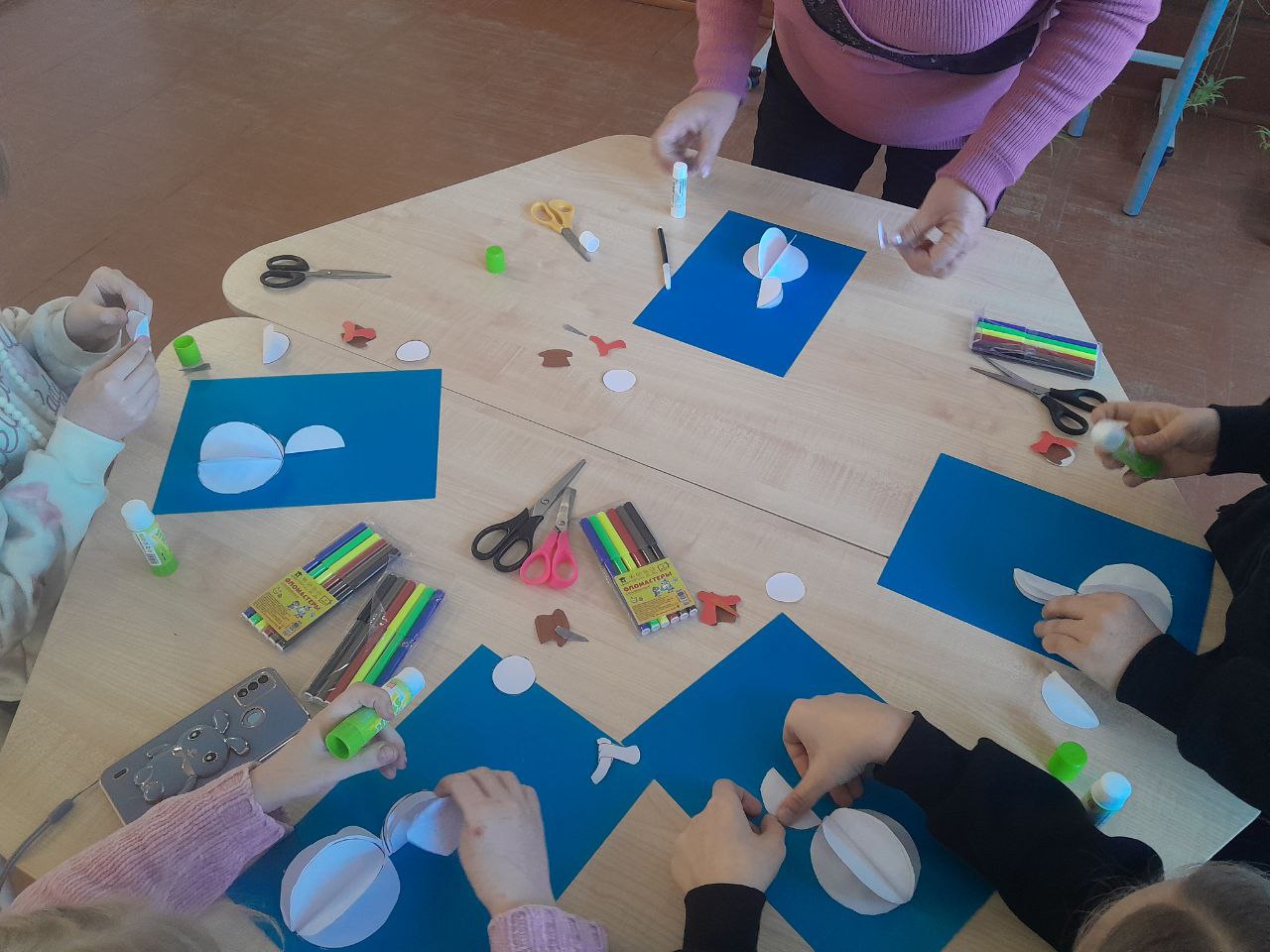 Час весёлых затей «Что за чудо — снеговик» Час весёлых затей «Что за чудо — снеговик»