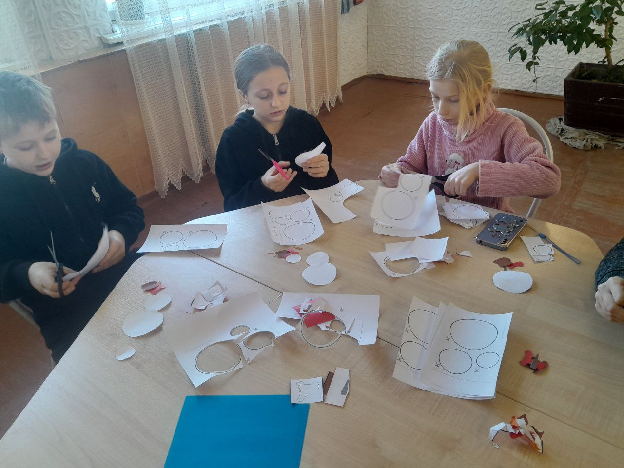 Час весёлых затей «Что за чудо — снеговик» Час весёлых затей «Что за чудо — снеговик»