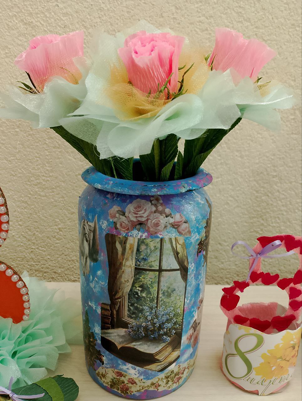 Выставка народного творчества к 8 Марта Выставка народного творчества к 8 Марта