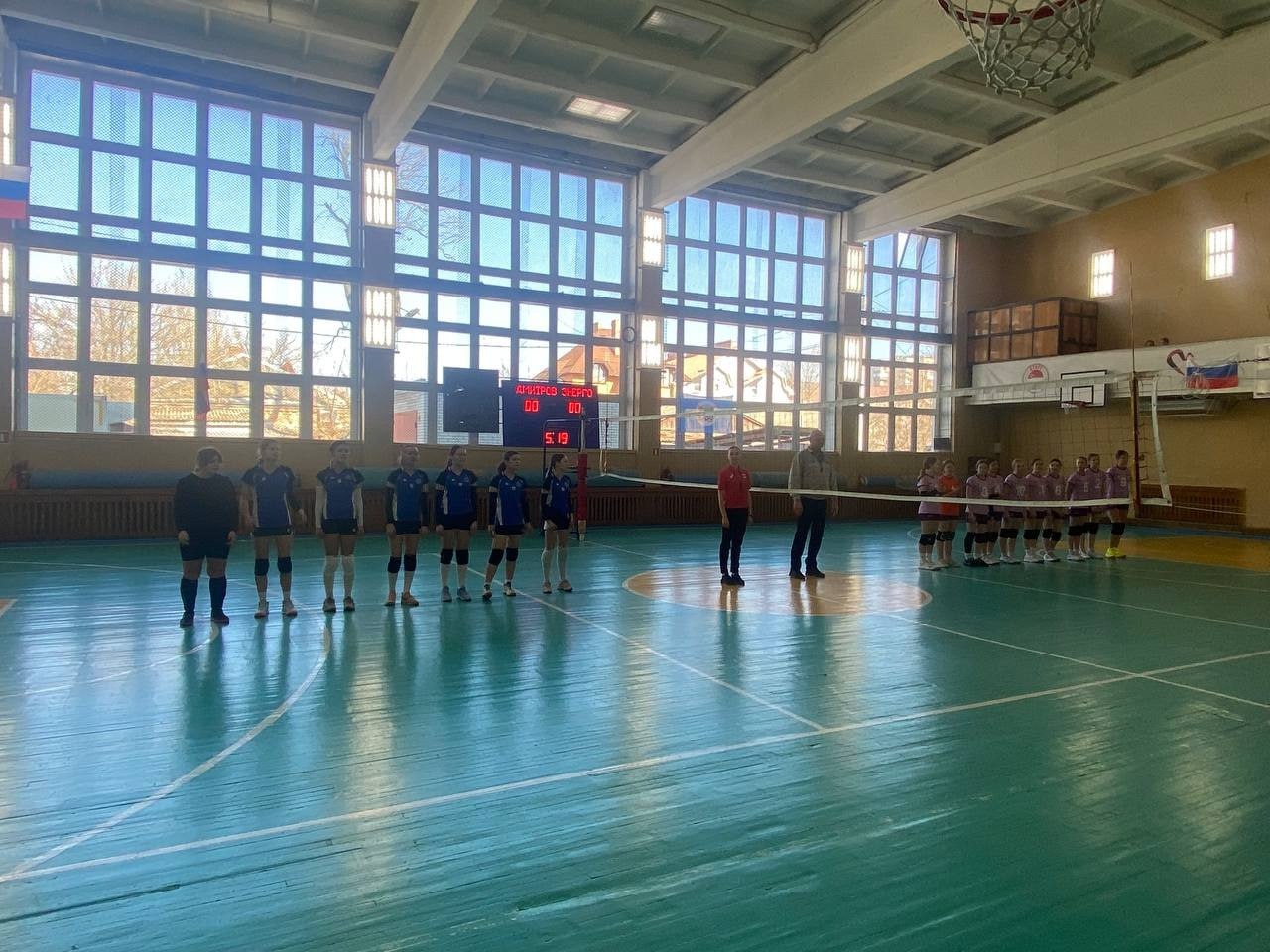 Команда Дмитровки приняла участие в Открытом турнире по волейболу в Бердянске Команда Дмитровки приняла участие в Открытом турнире по волейболу в Бердянске