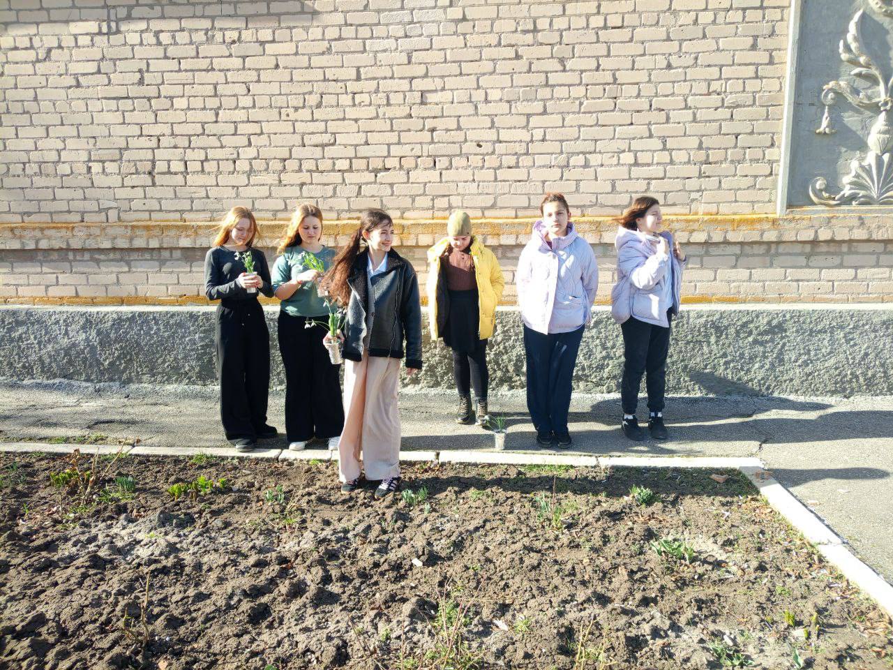 Весна своими руками в селе Долинское