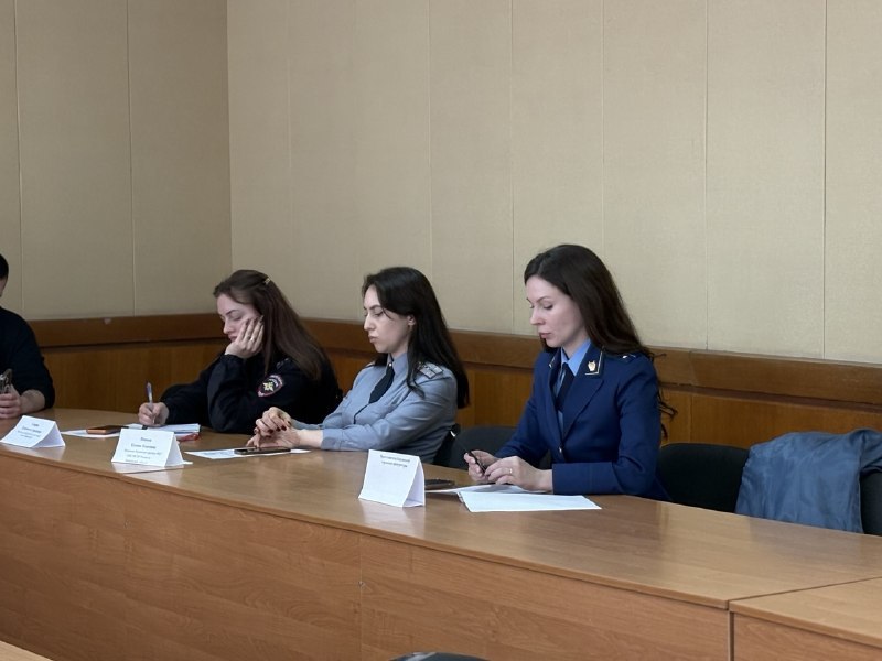 В Бердянске обсудили защиту прав детей и помощь семьям в трудной ситуации В Бердянске обсудили защиту прав детей и помощь семьям в трудной ситуации