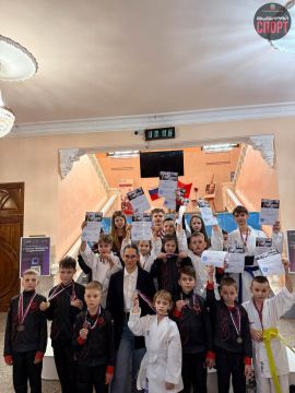 Состоялся Открытый кубок Бердянского городского округа по каратэ!