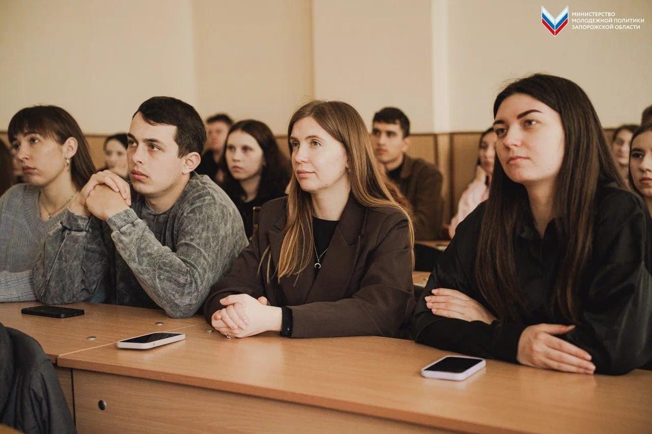 В Бердянске прошёл семинар по патриотическому воспитанию! В Бердянске прошёл семинар по патриотическому воспитанию!