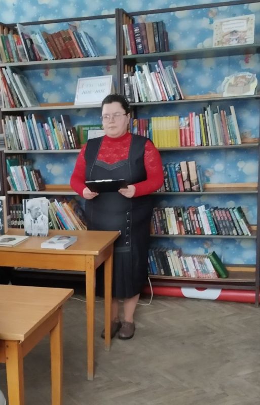 Лекция «Театр и общество». В Доме культуры посёлка Андреевка состоялась лекция «Театр и общество», приуроченная к Международному дню театра Лекция «Театр и общество». В Доме культуры посёлка Андреевка состоялась лекция «Театр и общество», приуроченная к Международному дню театра