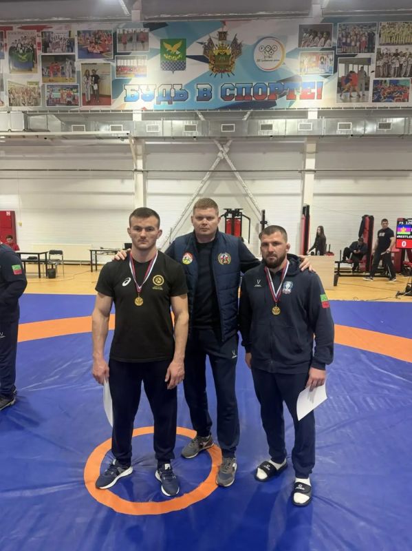 Спортсмены Запорожской области по спортивной борьбе заняли первые места на Чемпионате ЮФО Спортсмены Запорожской области по спортивной борьбе заняли первые места на Чемпионате ЮФО