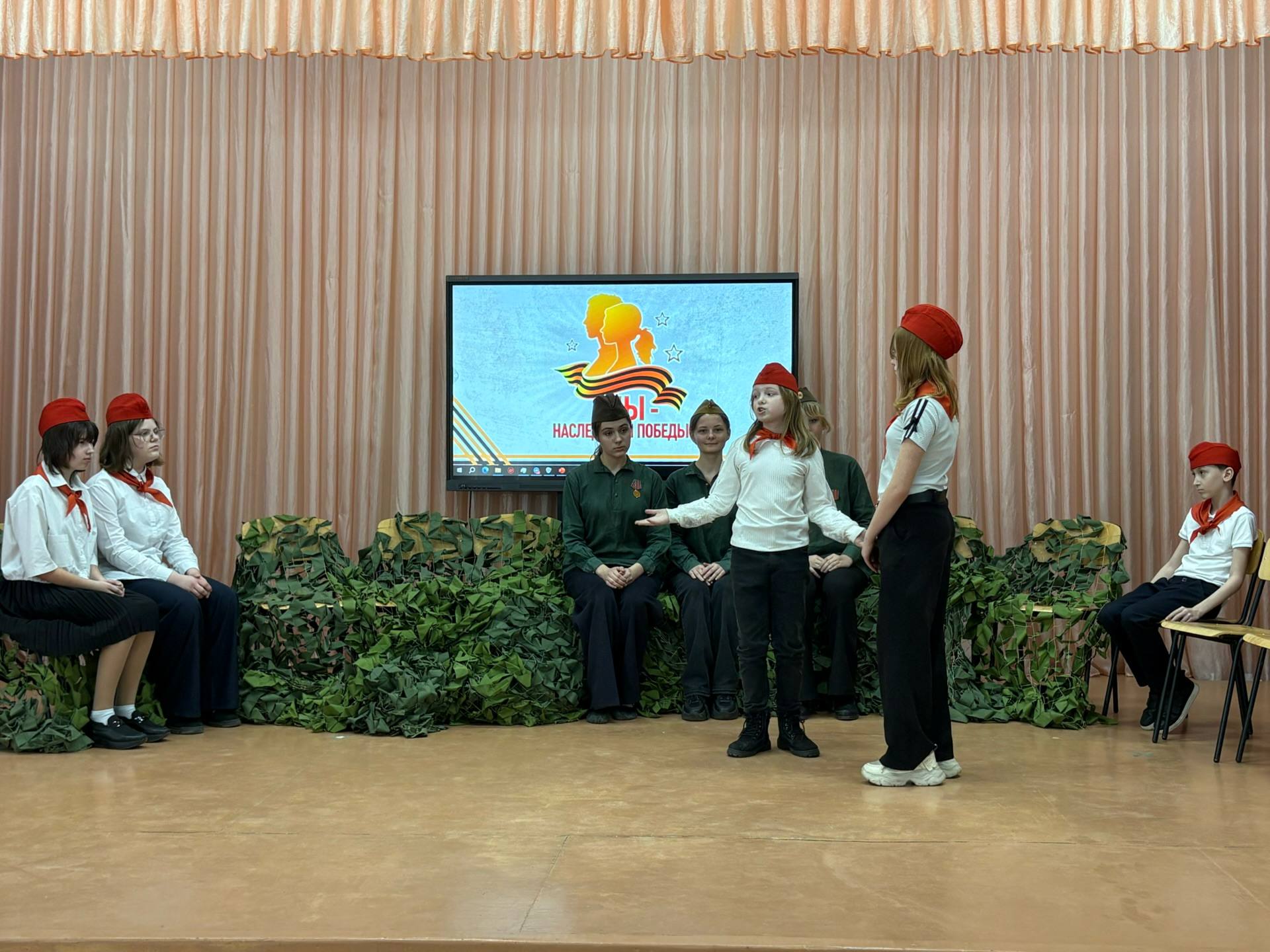 В Бердянске прошёл конкурс «Мы — наследники Победы» В Бердянске прошёл конкурс «Мы — наследники Победы»