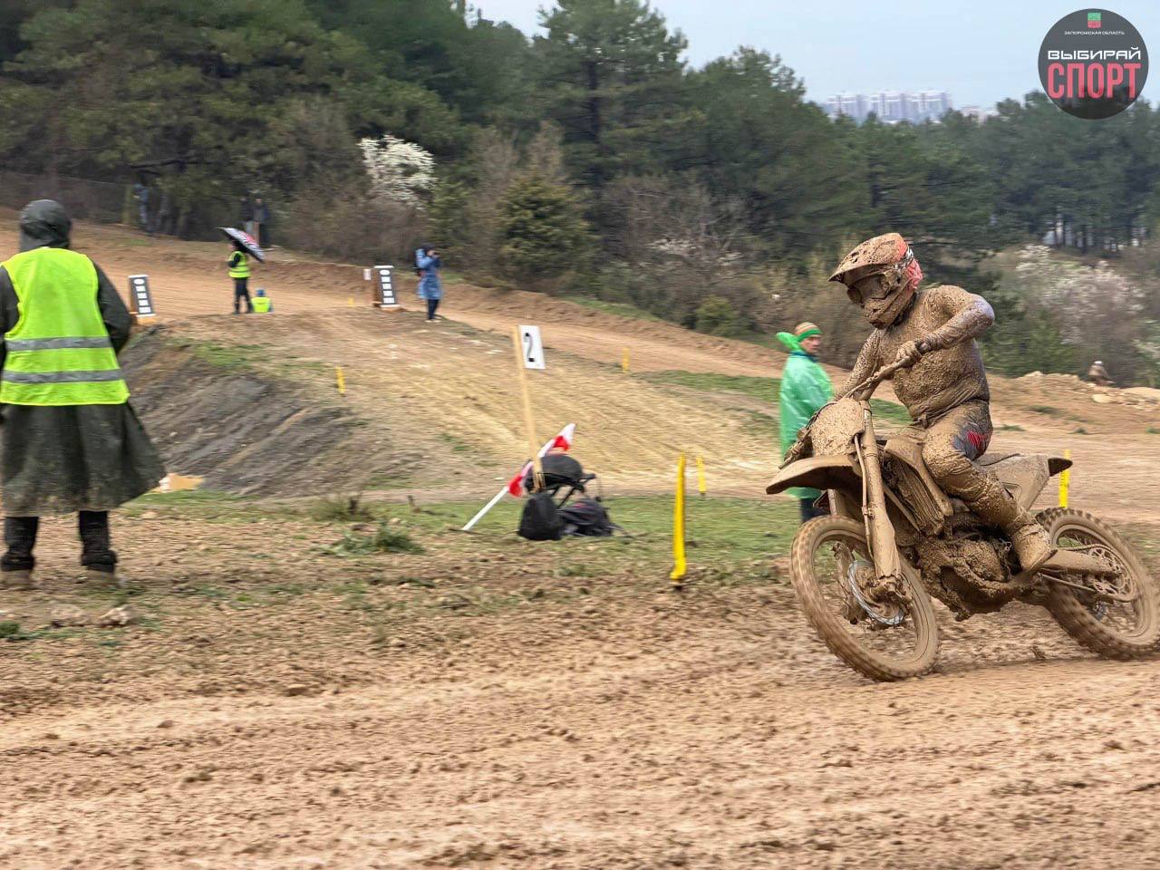 Спортсмены Запорожской области приняли участие во Всероссийских соревнованиях по мотокроссу Спортсмены Запорожской области приняли участие во Всероссийских соревнованиях по мотокроссу