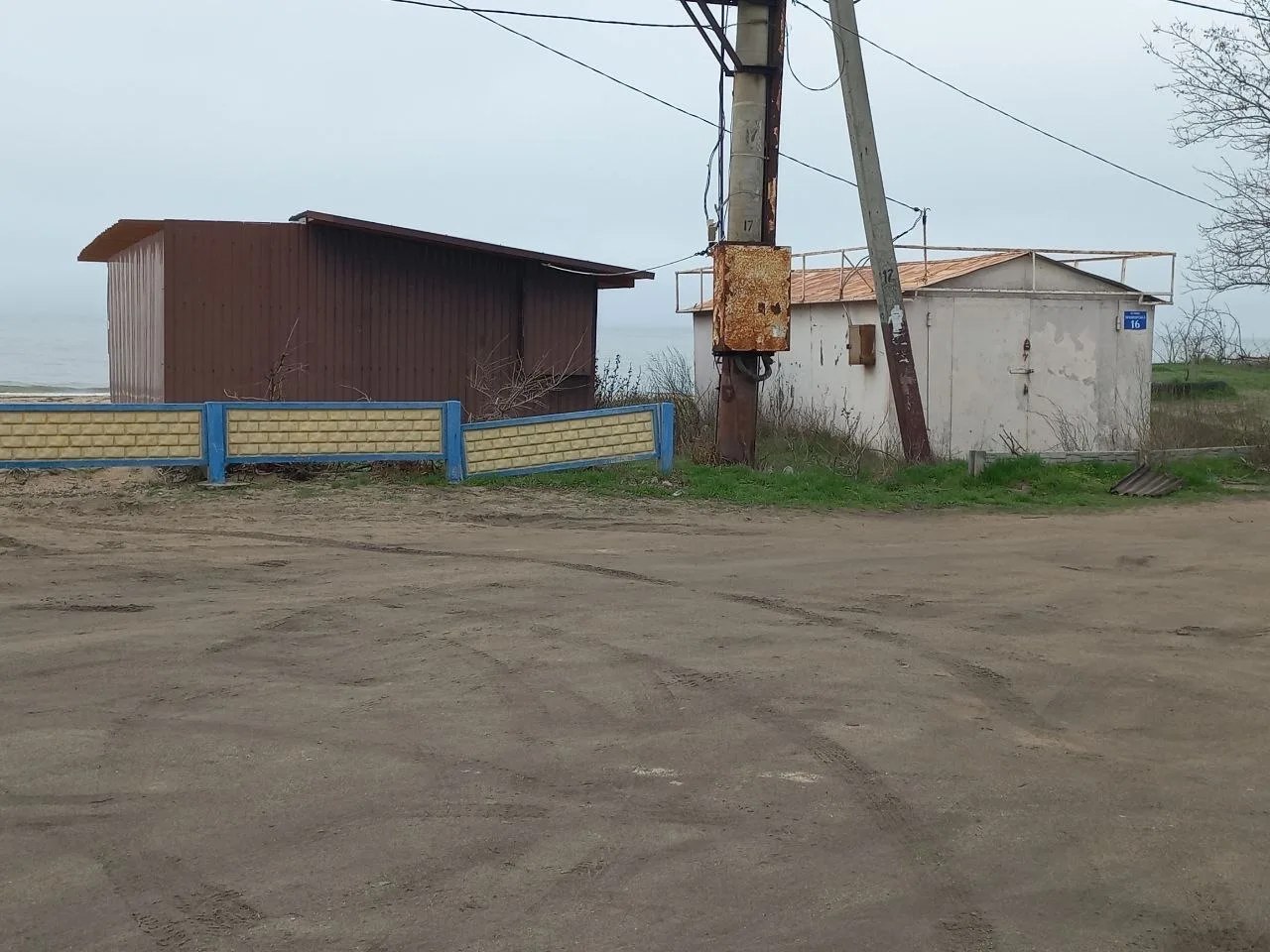 В Бердянске проводится проверка законности размещения НТО в районе Лиски В Бердянске проводится проверка законности размещения НТО в районе Лиски