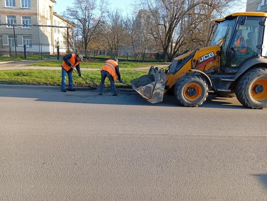 Не только уборка…. Помимо уборки города сотрудники МБУ "Благоустройство Не только уборка…. Помимо уборки города сотрудники МБУ "Благоустройство