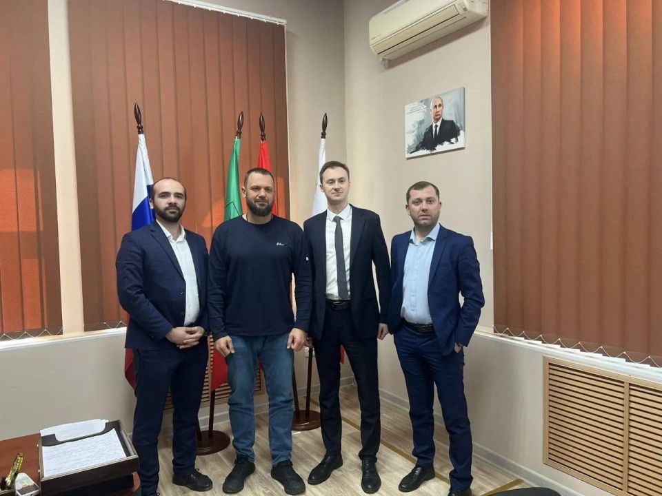 Проект планировки в селе Луначарском обсудили на совещании с ЕИПП в Бердянске Проект планировки в селе Луначарском обсудили на совещании с ЕИПП в Бердянске