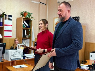 � ��������� �������� 35-����� ������ ��������� ���������