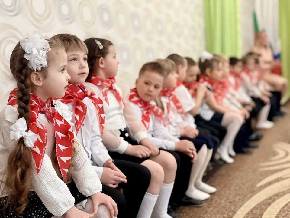 В Бердянске открыли первое первичное отделение «Движения первых» в детском саду В Бердянске открыли первое первичное отделение «Движения первых» в детском саду