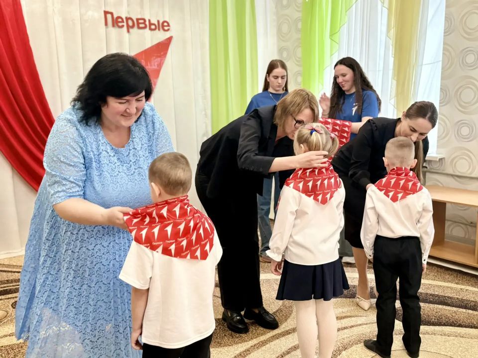 В Бердянске открыли первое первичное отделение «Движения первых» в детском саду В Бердянске открыли первое первичное отделение «Движения первых» в детском саду