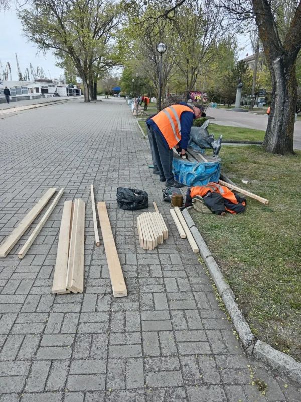 Бердянск готовится ко Дню Победы Бердянск готовится ко Дню Победы