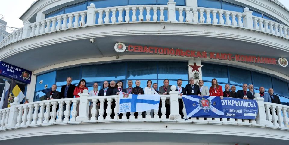 Делегация из Бердянска приняла участие во || конференции «Возрождение» в Севастополе, посвященной развитию яхтинга в новых регионах Делегация из Бердянска приняла участие во || конференции «Возрождение» в Севастополе, посвященной развитию яхтинга в новых регионах