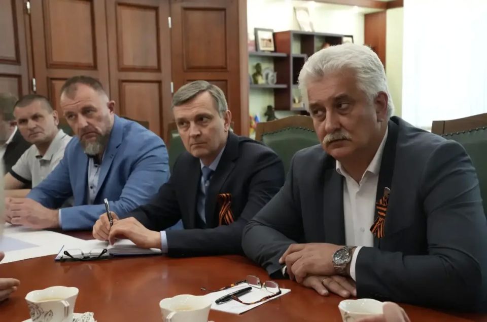 Евгений Балицкий: Провёл рабочее совещание с Администрацией городского округа Бердянск Евгений Балицкий: Провёл рабочее совещание с Администрацией городского округа Бердянск