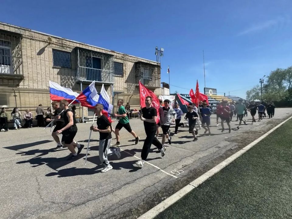 В Бердянске состоялся патриотический забег «1418», приуроченный к Дню Победы В Бердянске состоялся патриотический забег «1418», приуроченный к Дню Победы