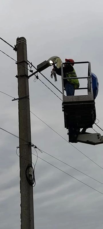 Замена ламп уличного освещения в селе Новопетровка Замена ламп уличного освещения в селе Новопетровка