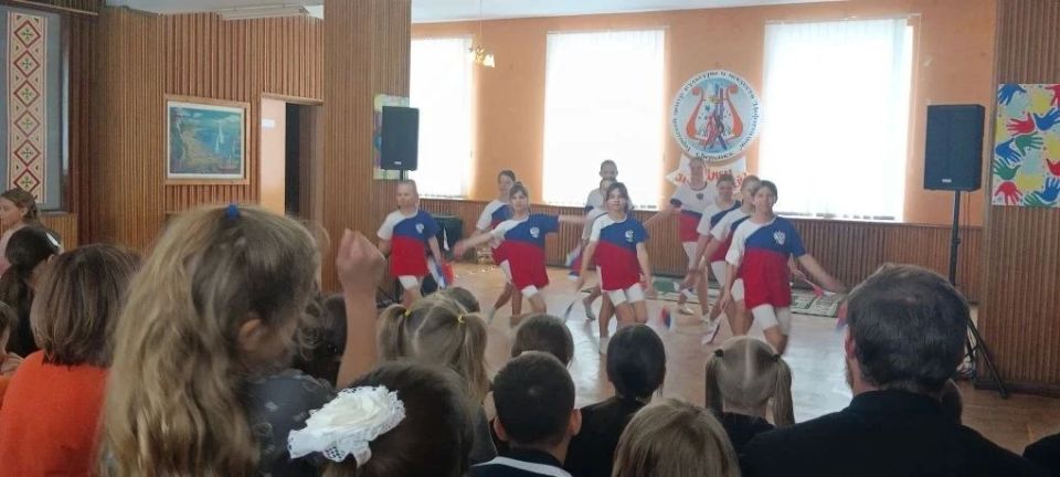 В Бердянске прошла инерактивная программа "Территория дества" В Бердянске прошла инерактивная программа "Территория дества"