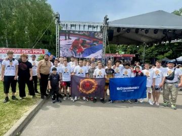 Бердянские спортсмены в составе сборной Новороссии победили в турнире «Юношеской Лиги» по смешанному боевому единоборству (ММА)