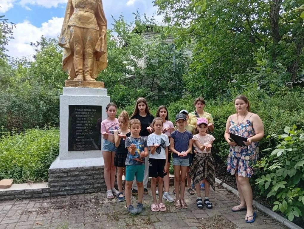В селе Андровка почтили подвиг героев В селе Андровка почтили подвиг героев