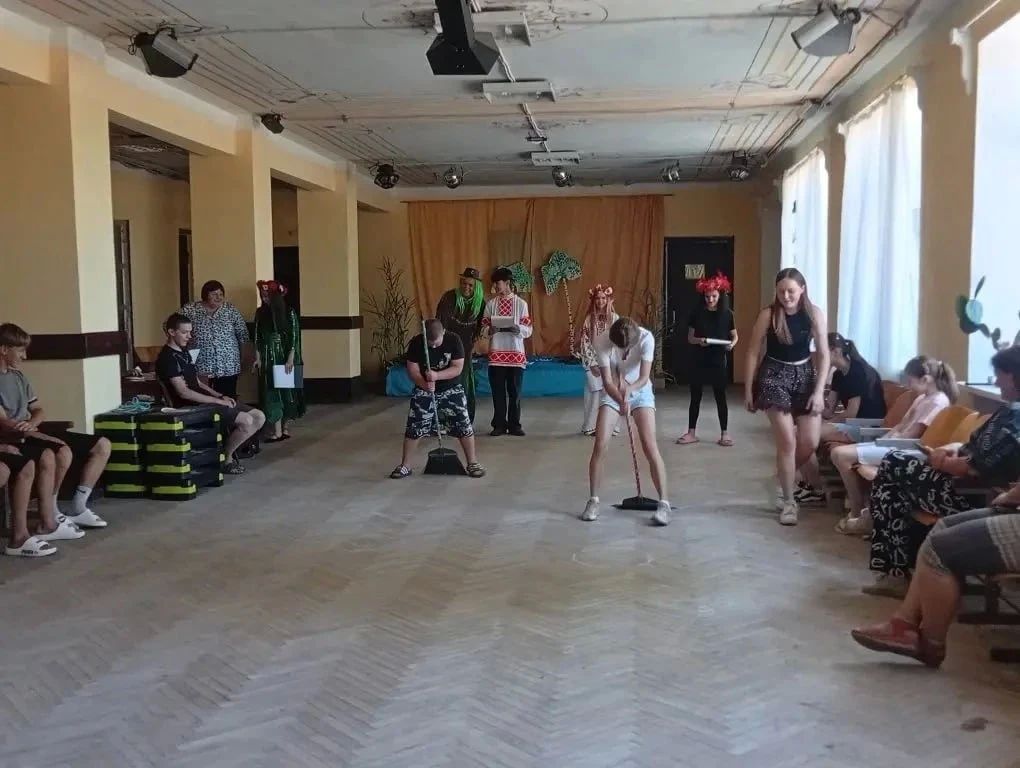 В селе Дмитровка прошёл захватывающий квест по славянским традициям В селе Дмитровка прошёл захватывающий квест по славянским традициям