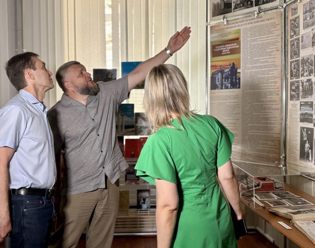 В Азовском государственном педагогическом университете обсудили развитие образовательной инфраструктуры в рамках партийного проекта «Моя карьера с Единой Россией» В Азовском государственном педагогическом университете обсудили развитие образовательной инфраструктуры в рамках партийного проекта «Моя карьера с Единой Россией»