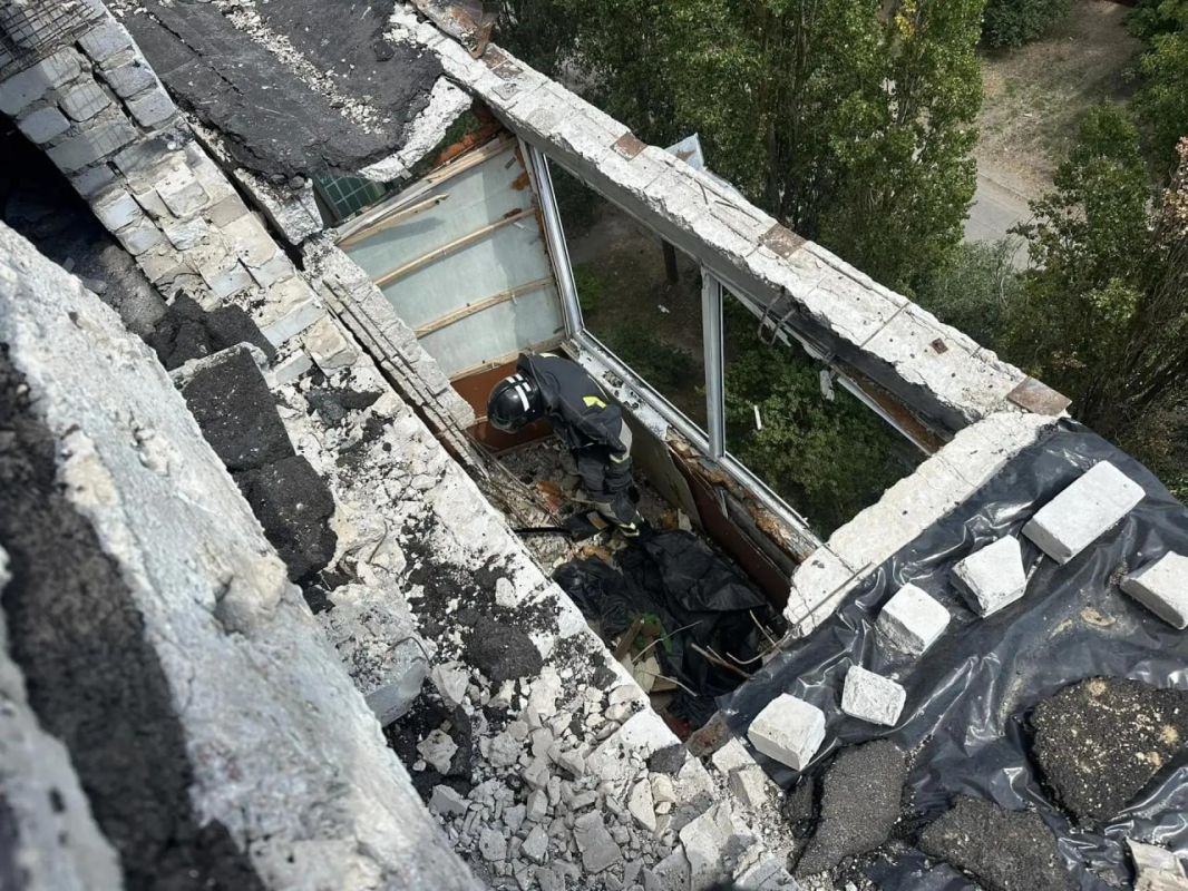 Добровольцы Запорожского РО ВСКС навели порядок после атаки БПЛА Добровольцы Запорожского РО ВСКС навели порядок после атаки БПЛА