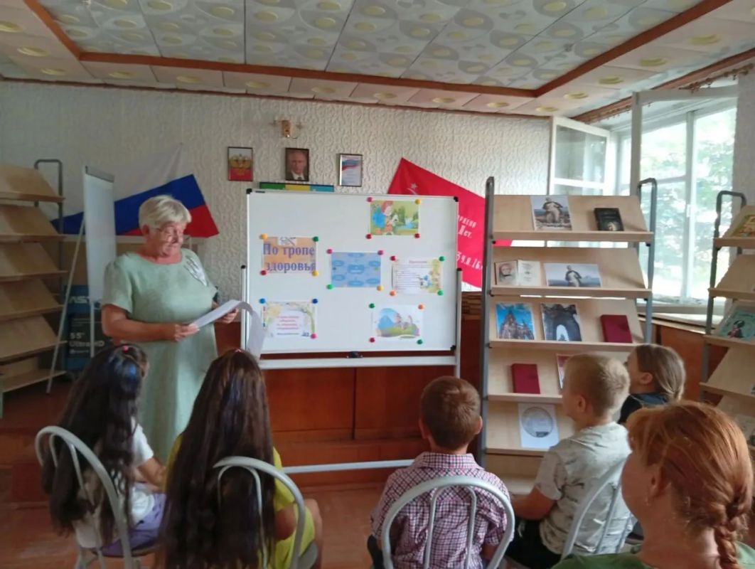 В библиотеке села Новотроицкое прошла игра-путешествие «По тропе здоровья» В библиотеке села Новотроицкое прошла игра-путешествие «По тропе здоровья»