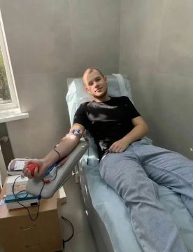 Студенты-медики из Бердянска сдали кровь для раненых и пострадавших от атак БПЛА