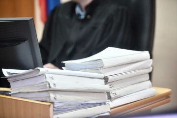 Два случая мародерства раскрыто после ДТП с грузовиками в Запорожской области, сообщается в канале МВД Медиа