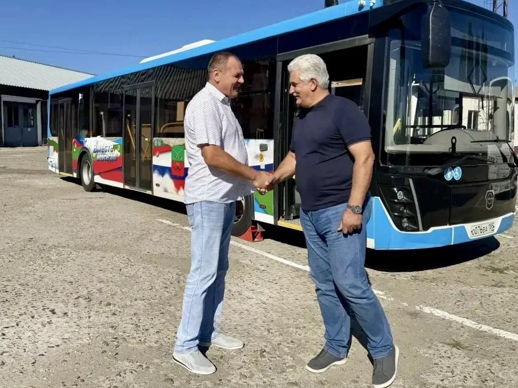 Андрей Ковганко: «С началом работы Бердянского подразделения ГУП «Автотранс Запорожской области» пассажирские перевозки в городе были подняты на качественно новый уровень» Андрей Ковганко: «С началом работы Бердянского подразделения ГУП «Автотранс Запорожской области» пассажирские перевозки в городе были подняты на качественно новый уровень»