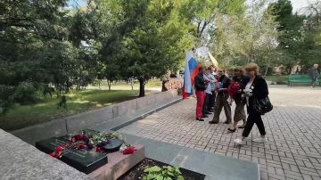 ����� ��������� ��������� � ������� ���������� ���� �������� ����� � ��������� �������-�����������
