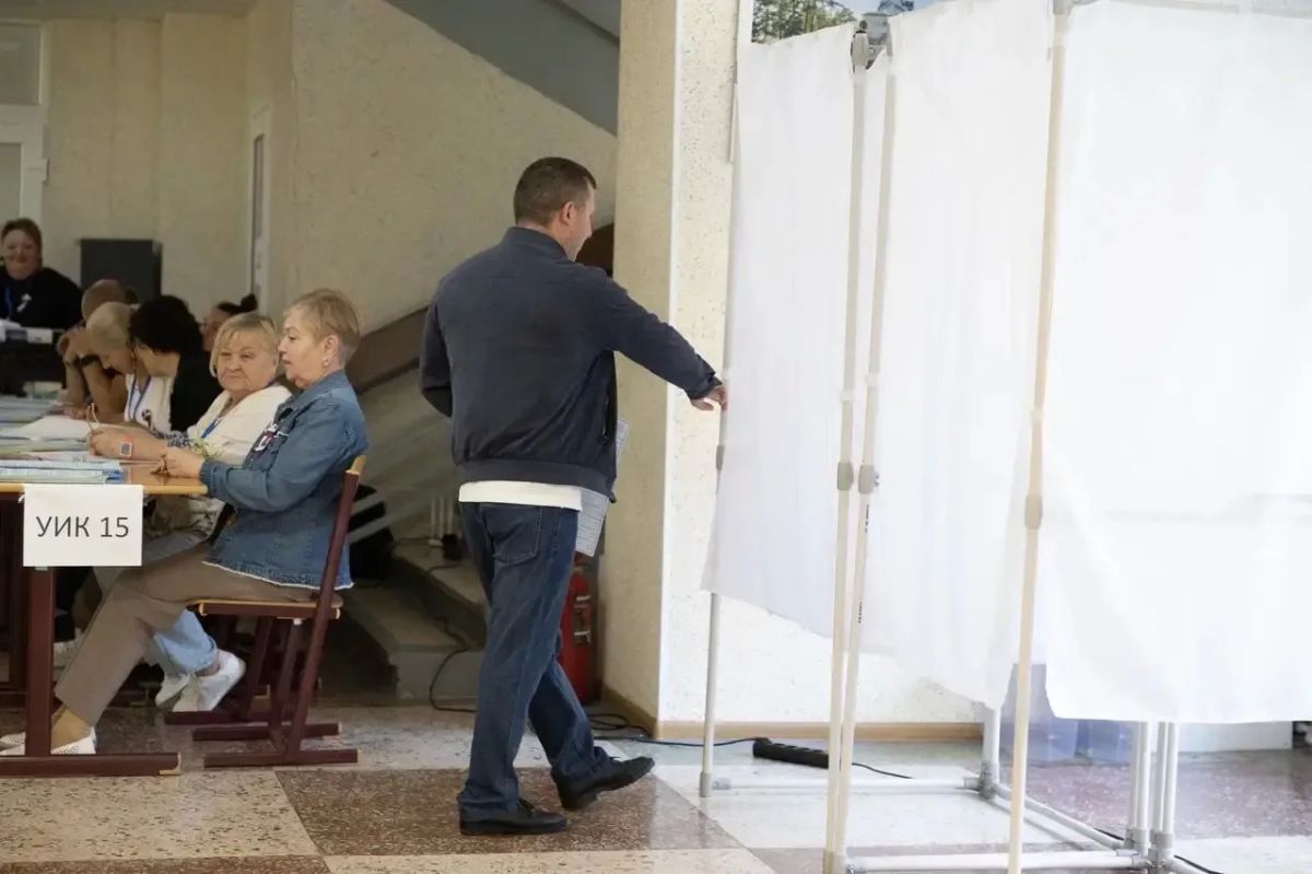 В Запорожской области стартовал основной этап голосования на выборах депутатов Государственной Думы Российской Федерации В Запорожской области стартовал основной этап голосования на выборах депутатов Государственной Думы Российской Федерации