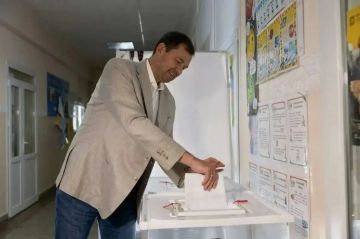 Губернатор Запорожской области принял участие в выборах